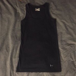 Under Armour black ribbed workout tank